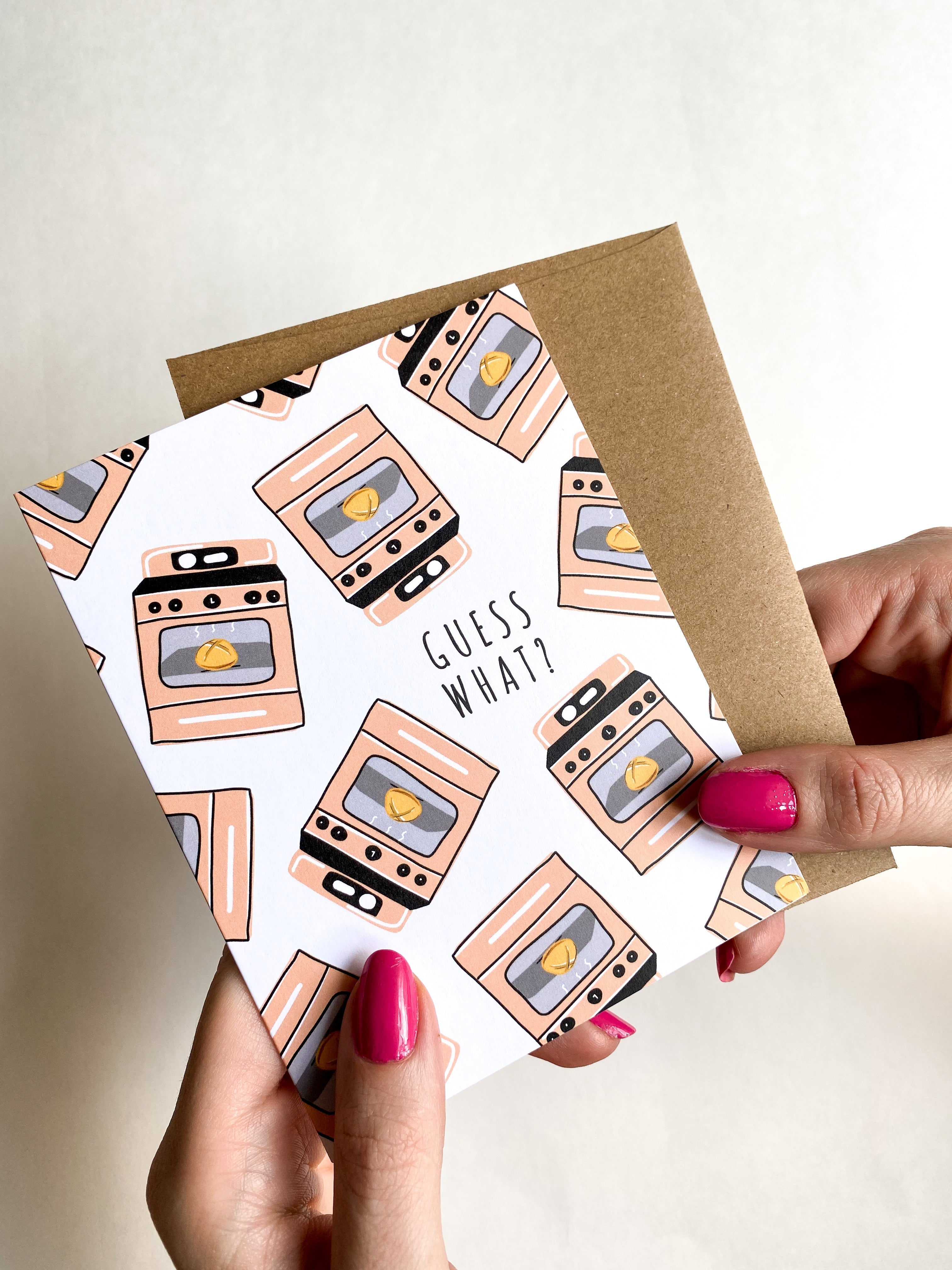 Cute Pregnancy Reveal Card – Guess What Bun in the Oven Design