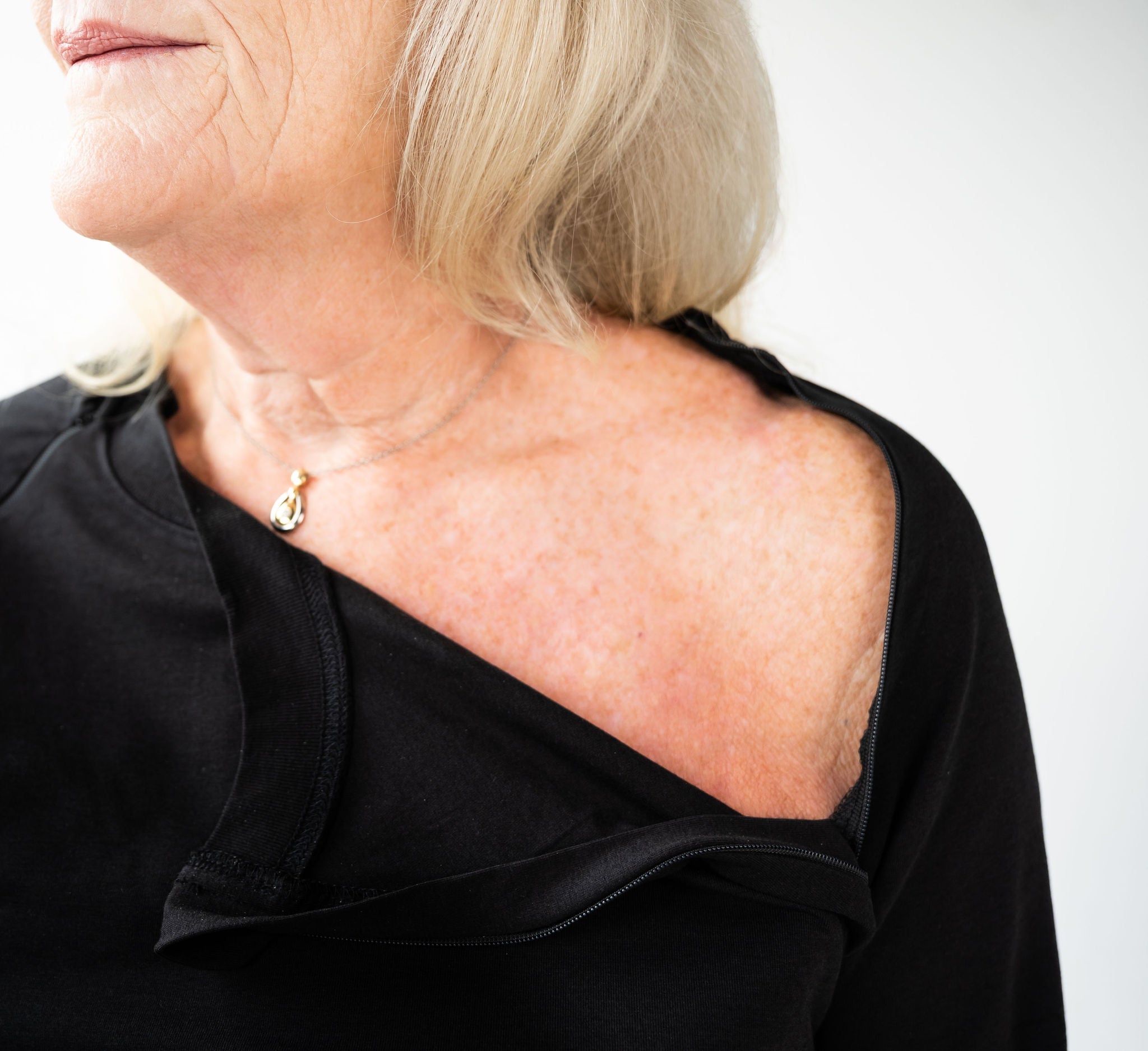 CW Adaptive Crew (Women)