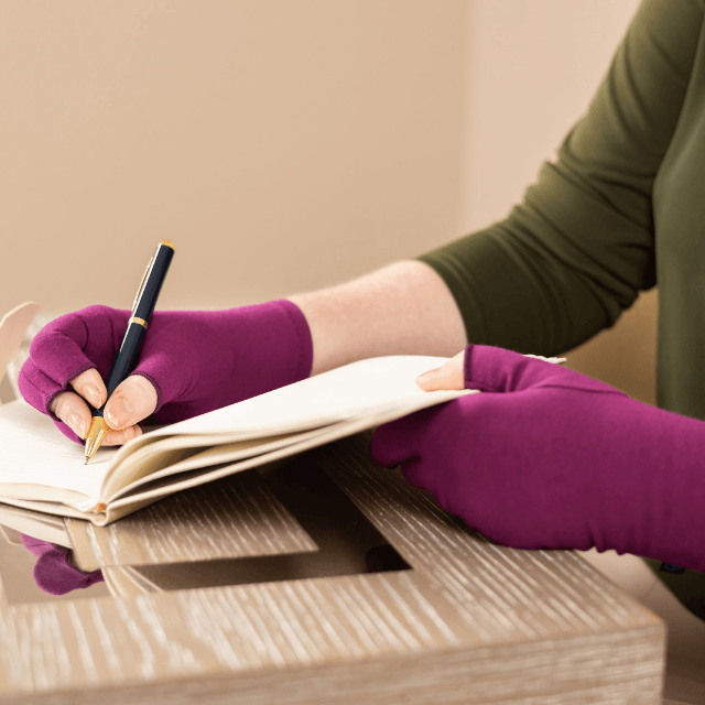 Compression Gloves: Relief From Arthritis - Classic Style