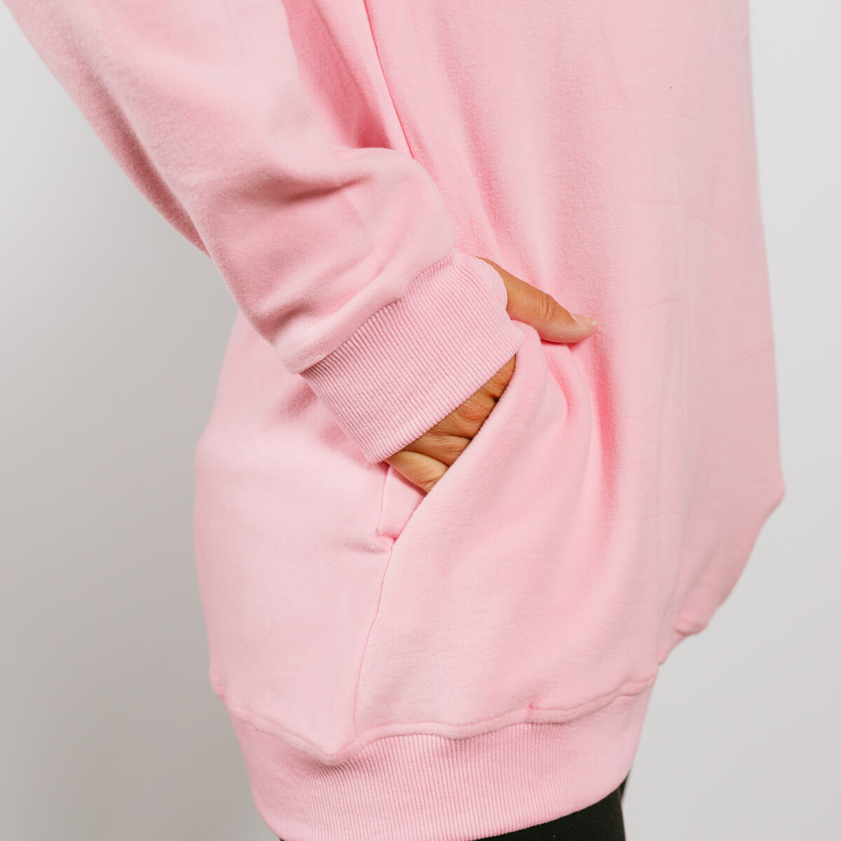 IV Crewneck